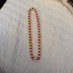 HANDMADE SEA SHELL BEADED NECKLACE